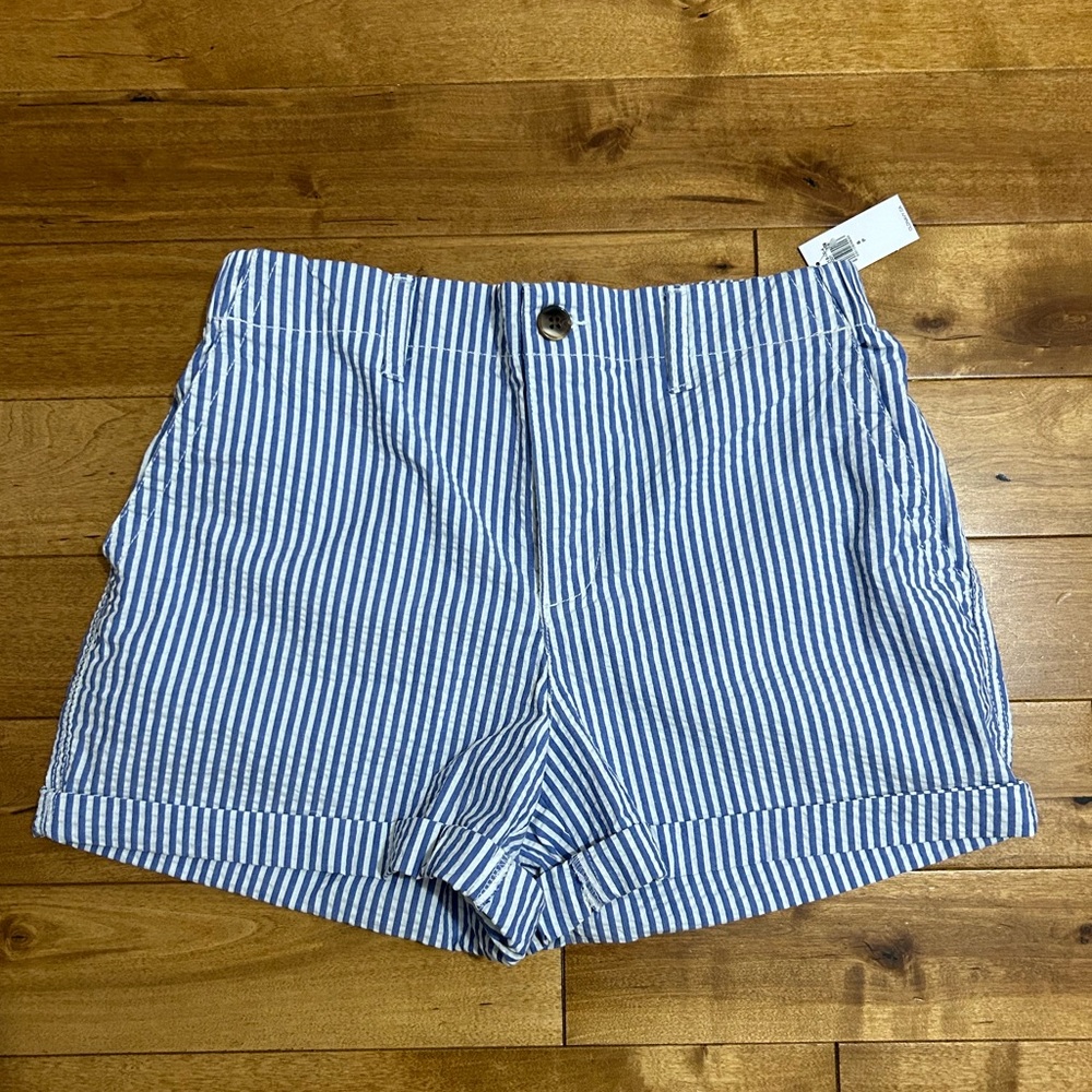 NWT seersucker shorts